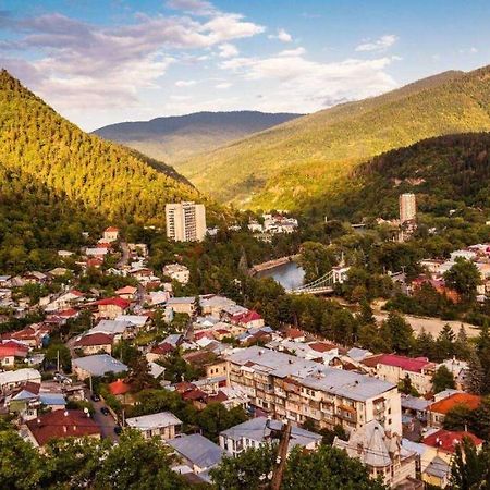 Apartament Ninati Borjomi Exterior photo